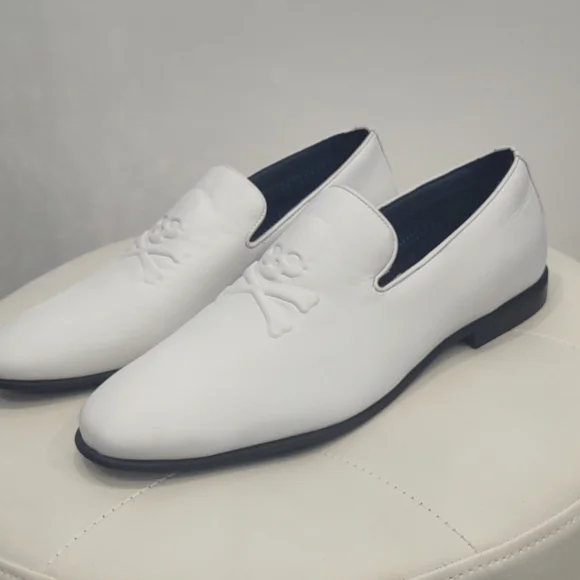X Section | Shoes | Section X White Leather Skull Crossbone  display picture 1